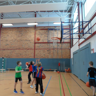 basketball Montessori-Schulzentrum Leipzig - Neuigkeiten - Doppelkat, Pasmurai und Fliptricks